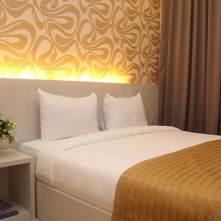 Lj Hotel Medan Exterior photo