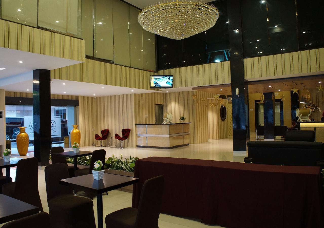 Lj Hotel Medan Exterior photo