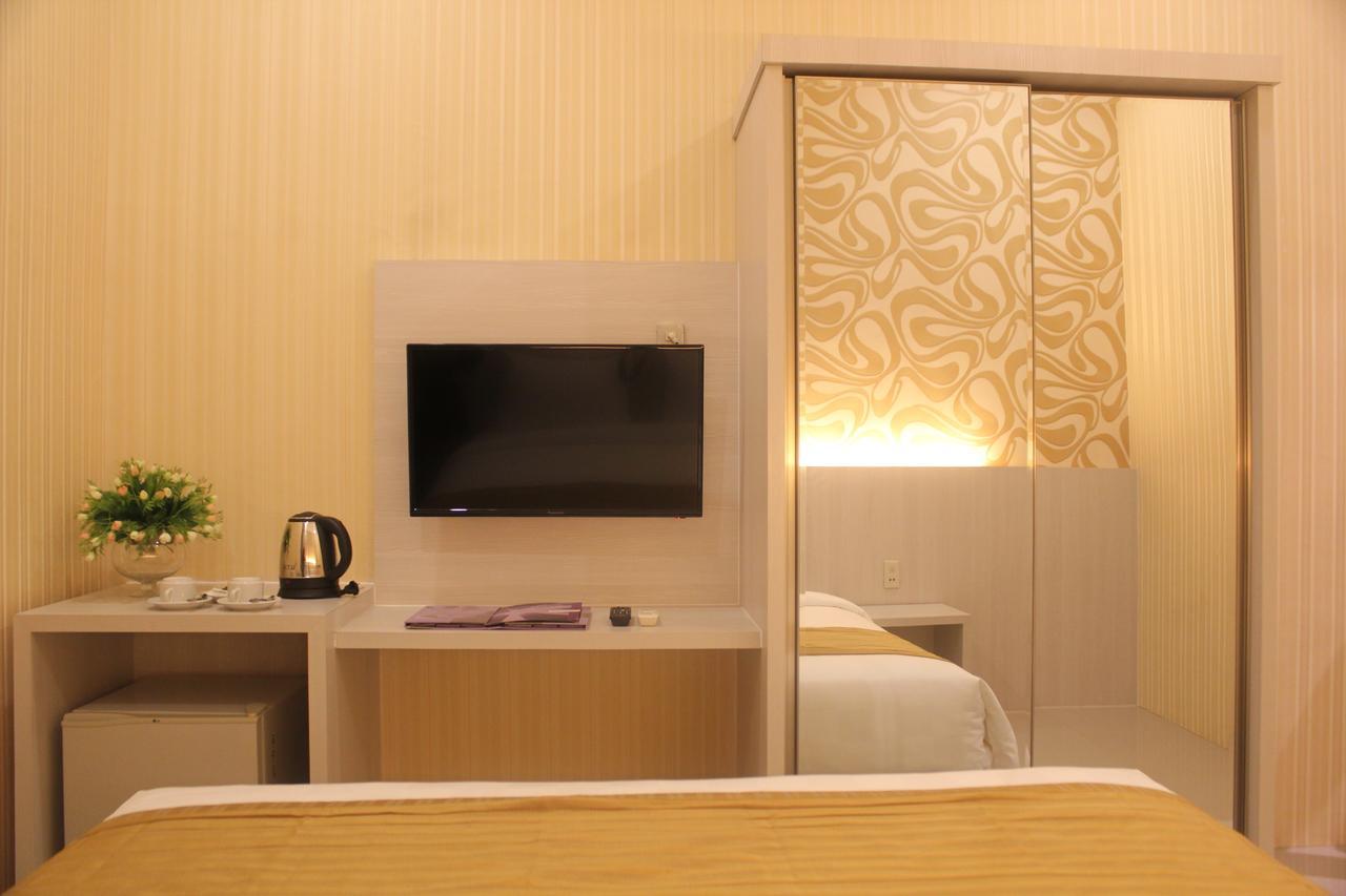 Lj Hotel Medan Exterior photo